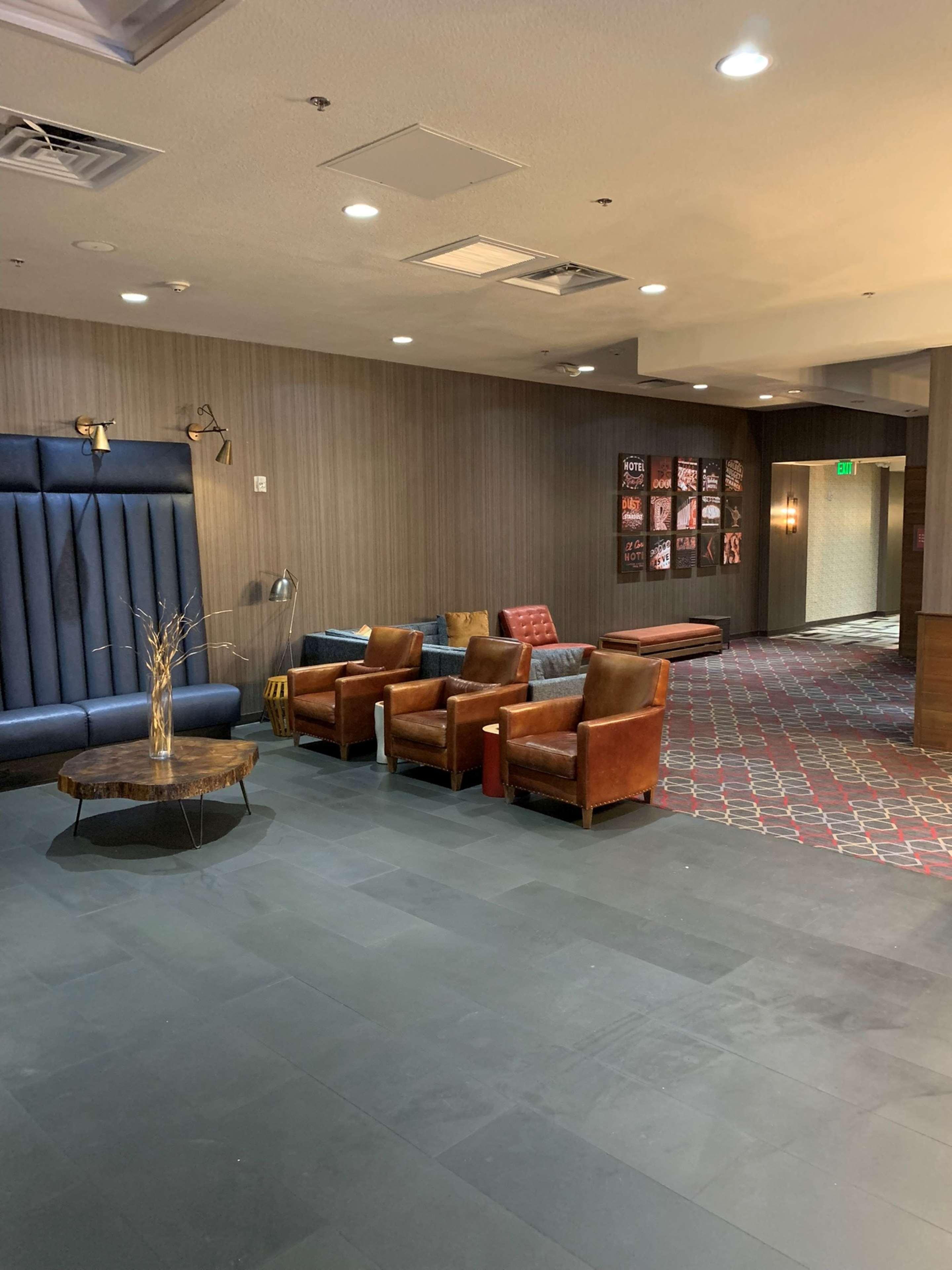 Doubletree By Hilton Las Vegas East Flamingo Buitenkant foto