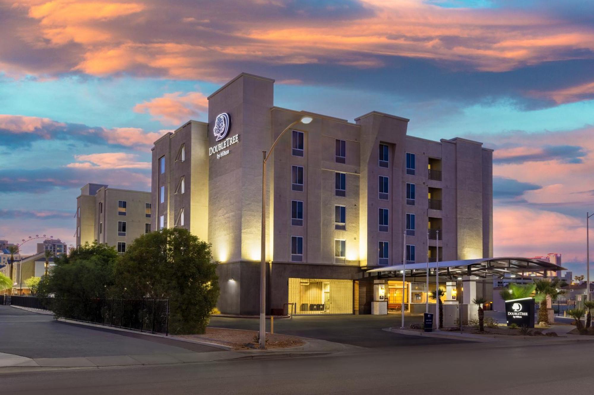 Doubletree By Hilton Las Vegas East Flamingo Buitenkant foto
