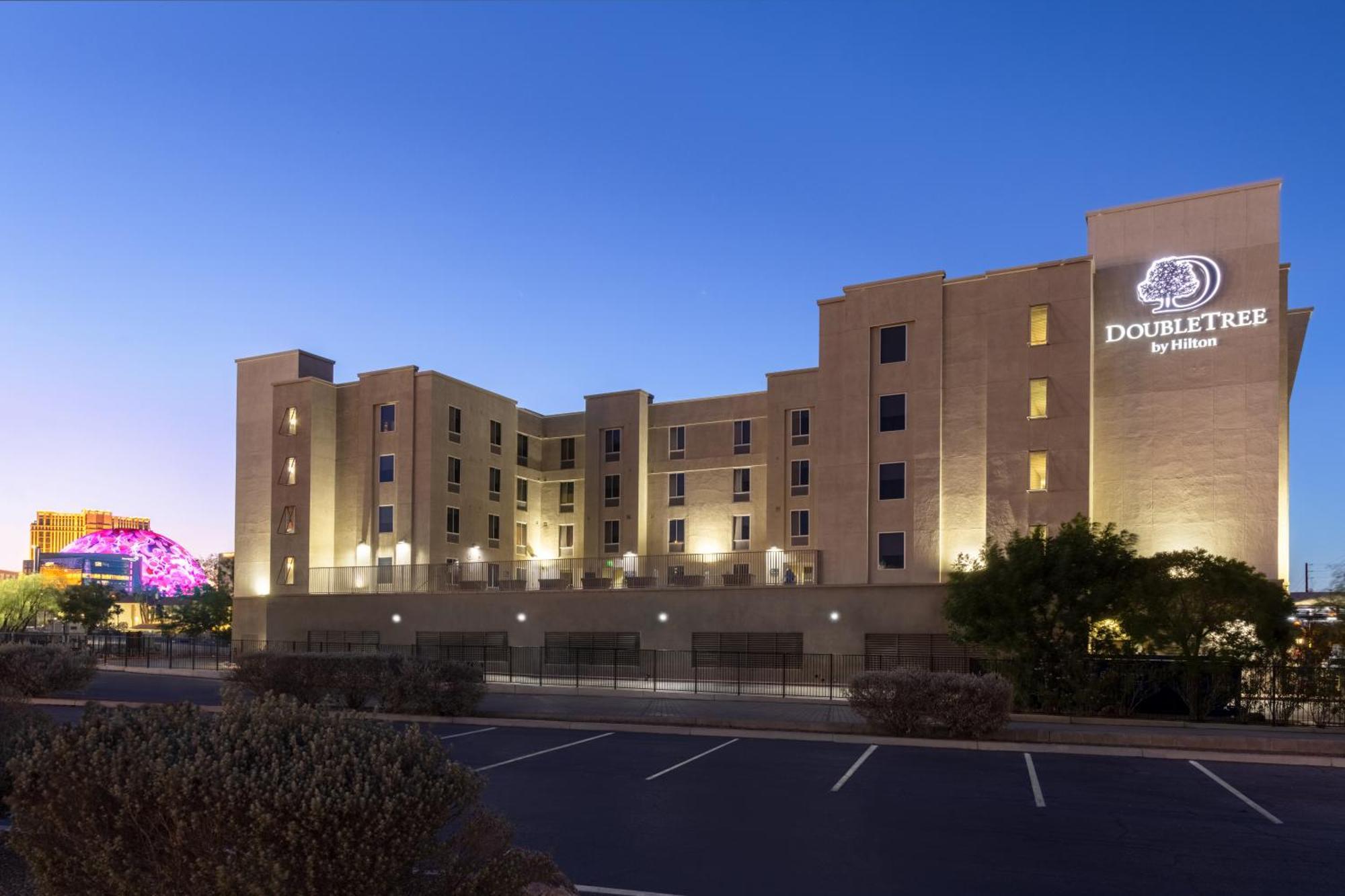 Doubletree By Hilton Las Vegas East Flamingo Buitenkant foto
