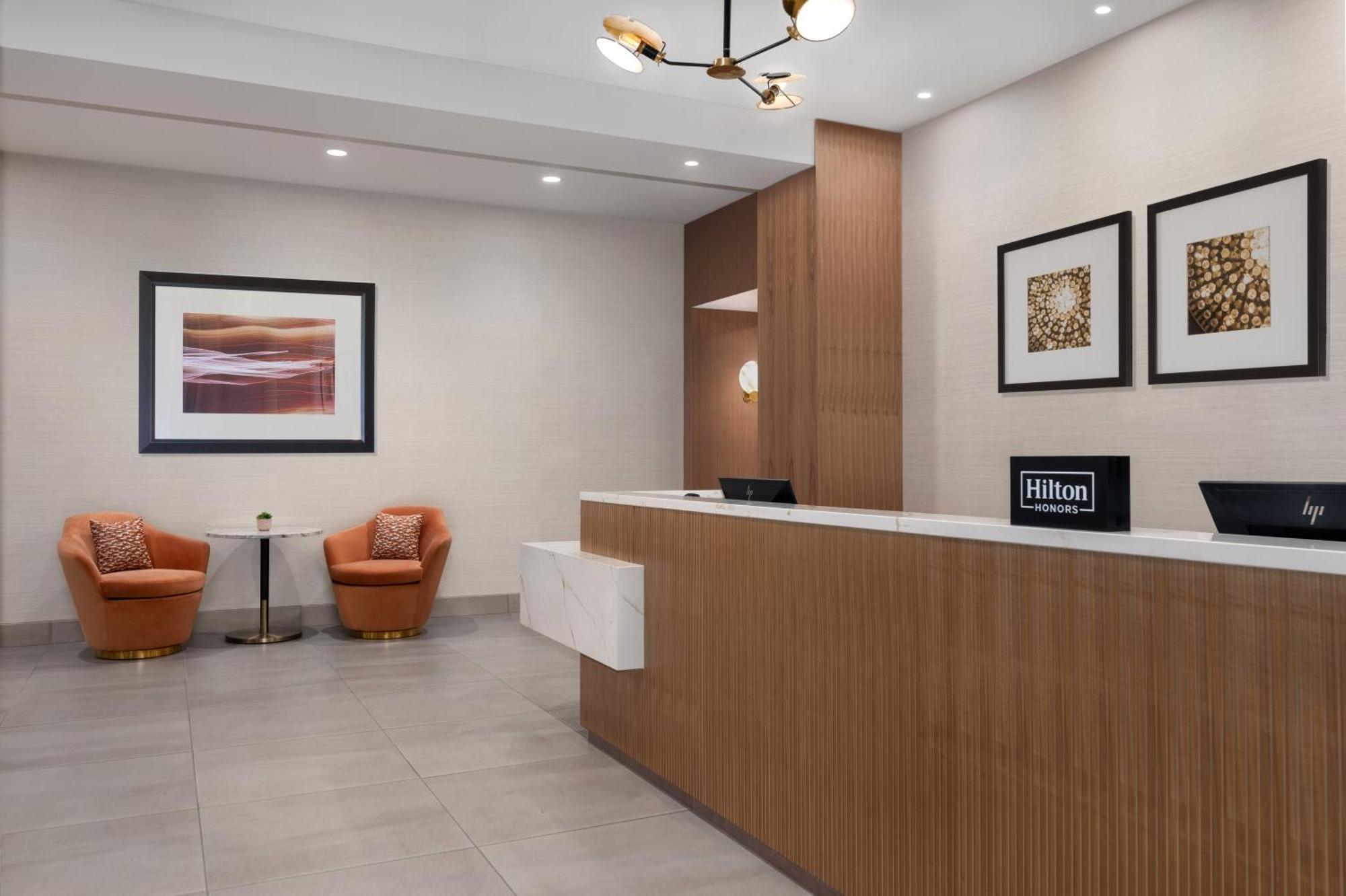 Doubletree By Hilton Las Vegas East Flamingo Buitenkant foto