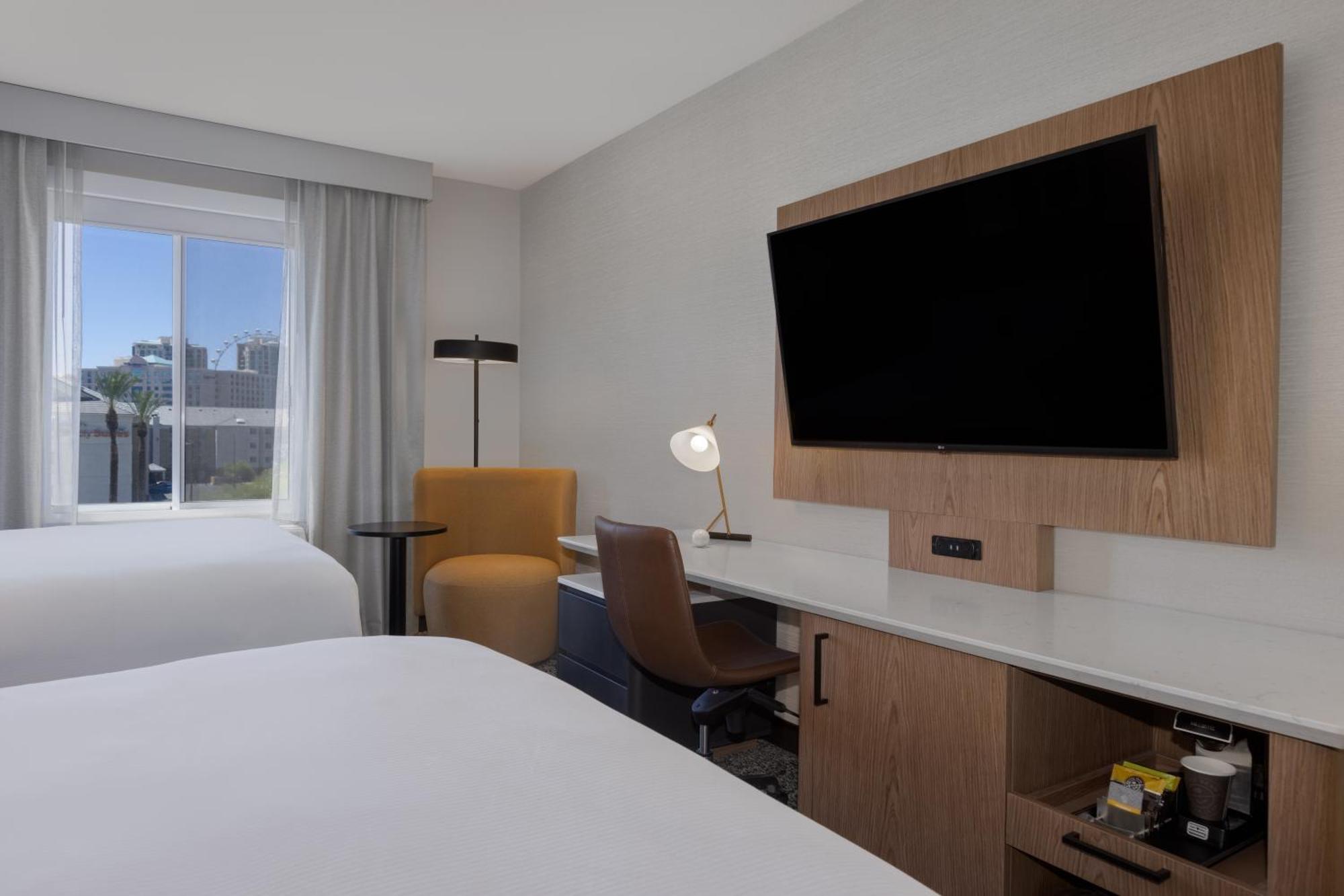 Doubletree By Hilton Las Vegas East Flamingo Buitenkant foto