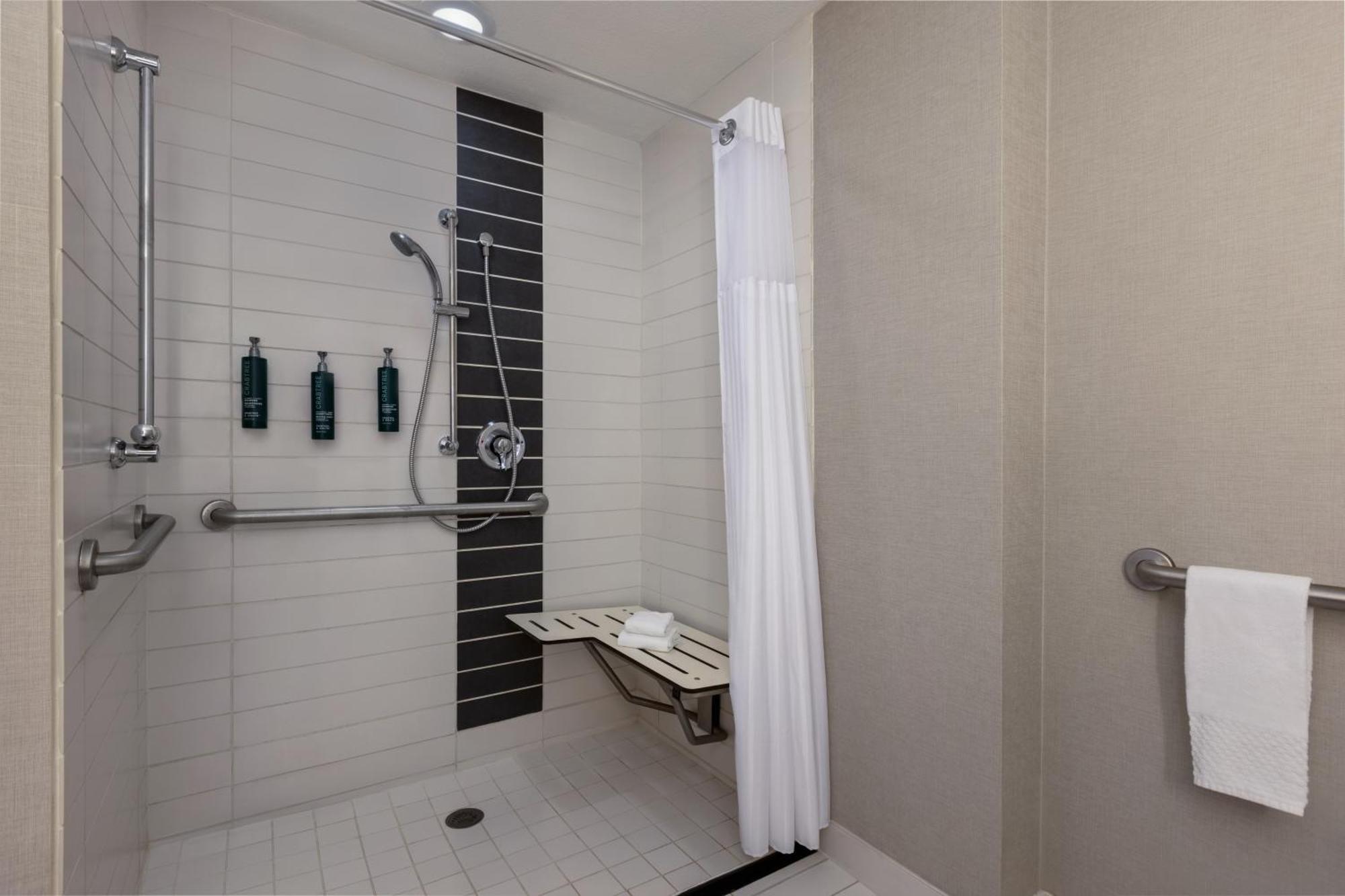 Doubletree By Hilton Las Vegas East Flamingo Buitenkant foto